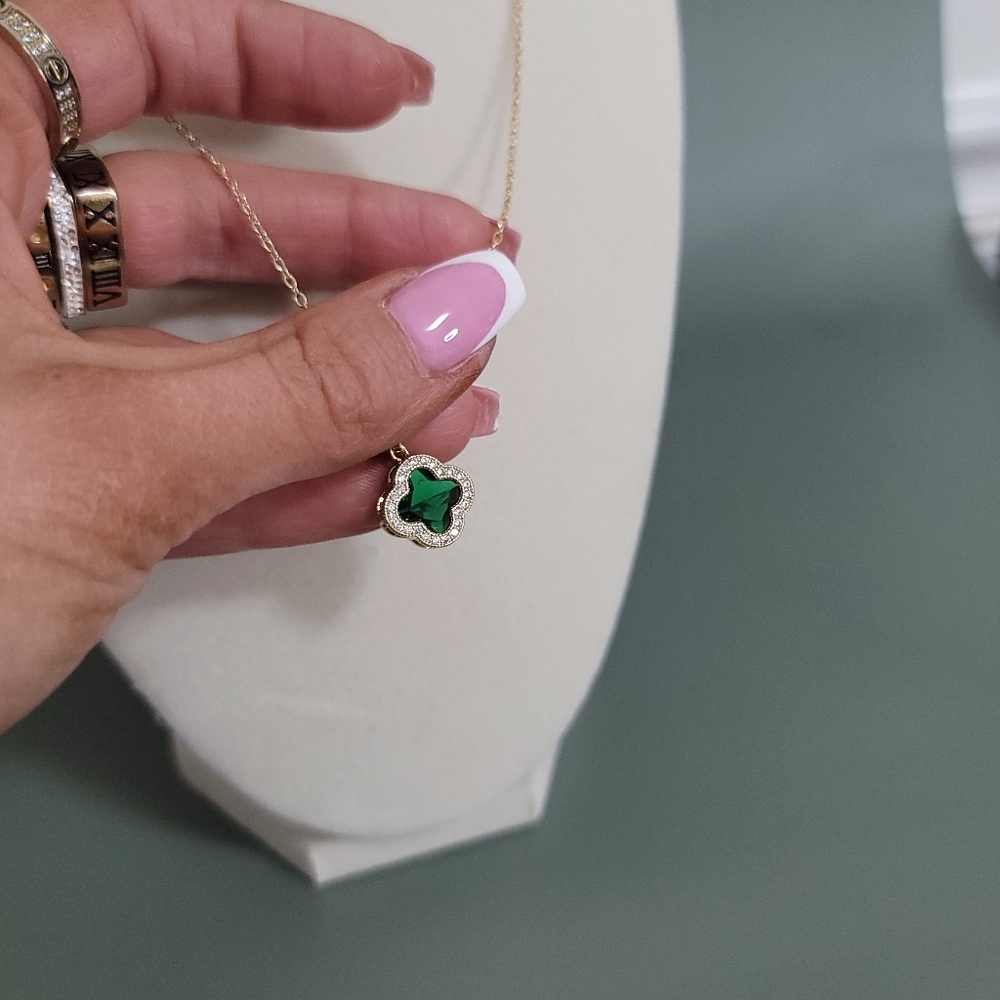 Stainless steel gold tone four leaf clover necklace and earrings set - Picture 2 of 4